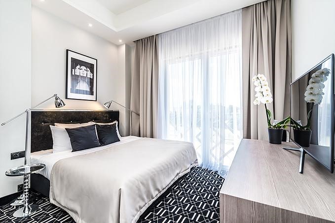 zasłona velvetowa do hotelu